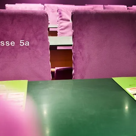 伍尔夫酒店 酒店